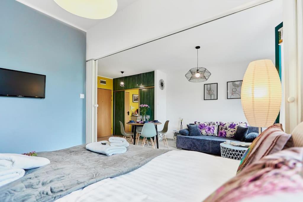 Golden Hour Apartments- Armii Krajowej 9 シフィノウイシチェ エクステリア 写真