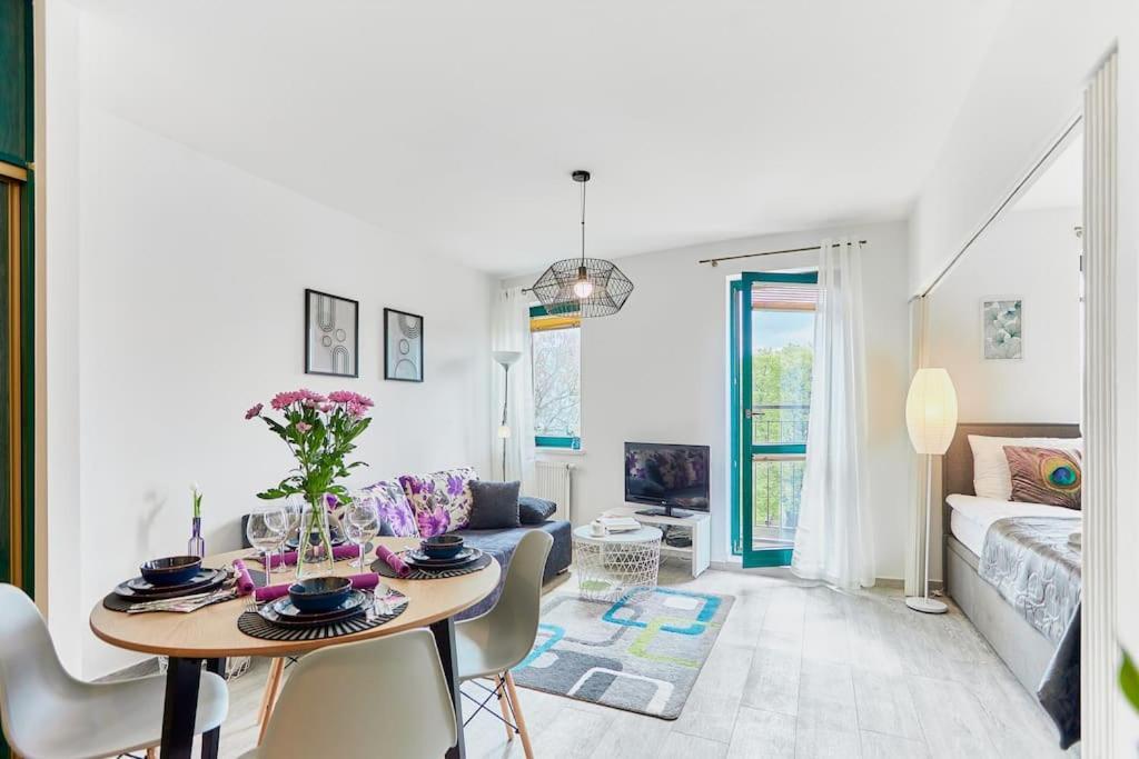 Golden Hour Apartments- Armii Krajowej 9 シフィノウイシチェ エクステリア 写真